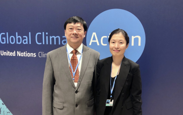CCCI Director Fan Dai with Director General Li Gao, Dept. of Climate Change, Ministry of Ecology and Environment